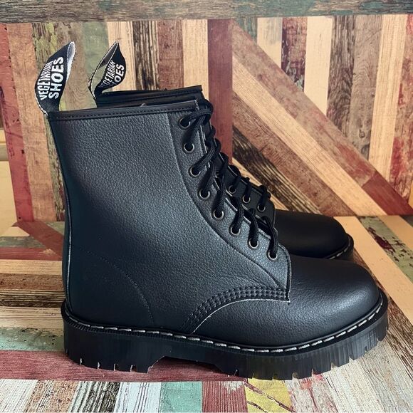 Vegetarian Shoes Boulder Boots w/Airseal Town Sole NWOB Womens Black Size 8 - Picture 6 of 10